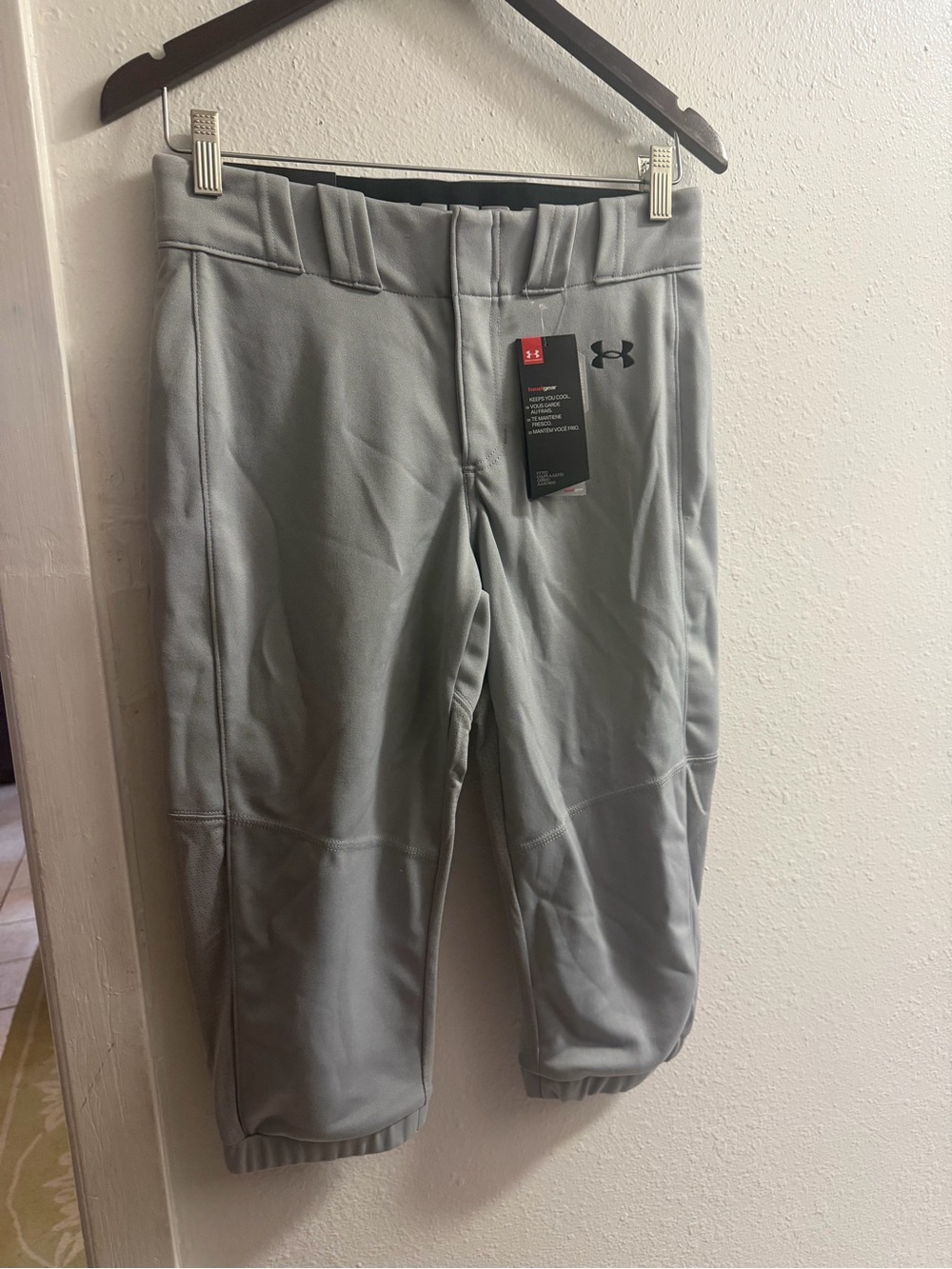 Under Armour Light Gray Men's Performance Jogger Sweatpants